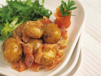 Salad of New Potatoes and Smoked Salmon with a Dill & Mustard Dressing Salad of New Potatoes and Smoked Salmon with a Dill & Mustard Dressing